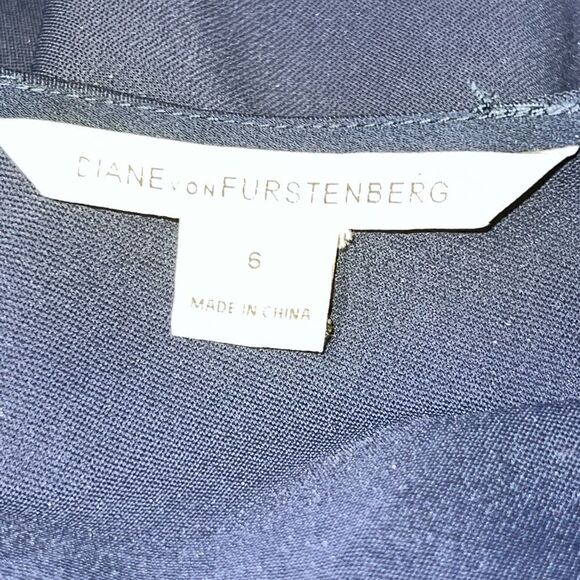 Dianne Von Furstenberg Jeannie Navy V Neck Dress Womens Size 6 - Picture 7 of 11